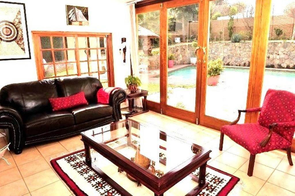 Mizizi House Of Sandton B & B Johannesburg Ngoại thất bức ảnh